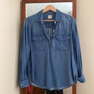 Gap Chambray Long Sleeve Pullover Collared Shirt